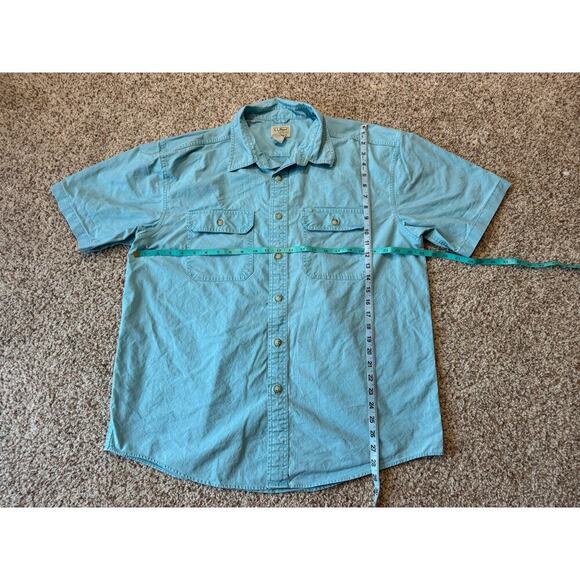 L.L. Bean Mens short sleeve shirt, size L, Traditional fit; Light Teal/Blue - Picture 4 of 8